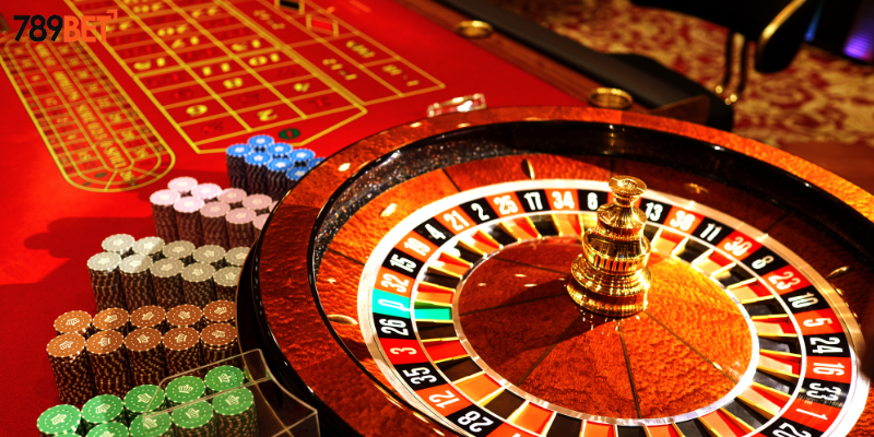 Tham gia game Roulette bài kết hợp cùng nhà cái